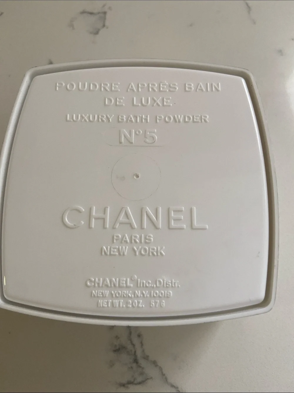 Vintage Chanel No 5 Luxury Bath Powder 2 oz Unopened w Puff